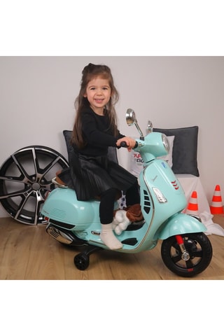 Moto porteur électrique Vespa LED - Dès 3 ans - Jusqu’à 30 kg
