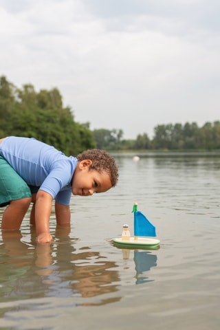 Bateau voilier en bois - Dès 1,5 ans