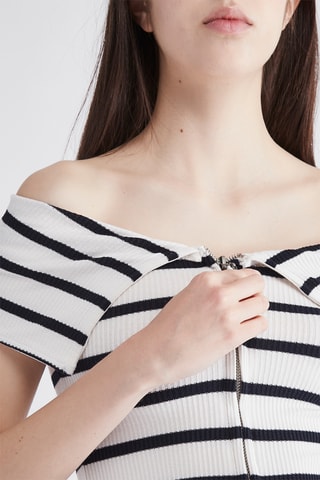Top - Blanc et bleu marine