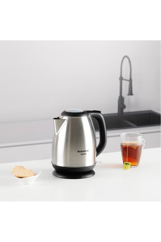 Bouilloire en acier inoxydable - 1,7 l - 2200 W