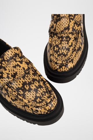 Mocassins vernis - Beige et noir