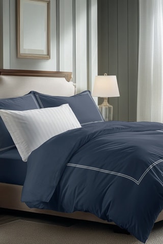 Drap plat en satin de coton 80 fils/cm² Cannes - Blanc et bleu marine