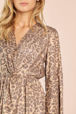 Midi-jurk. Bruin